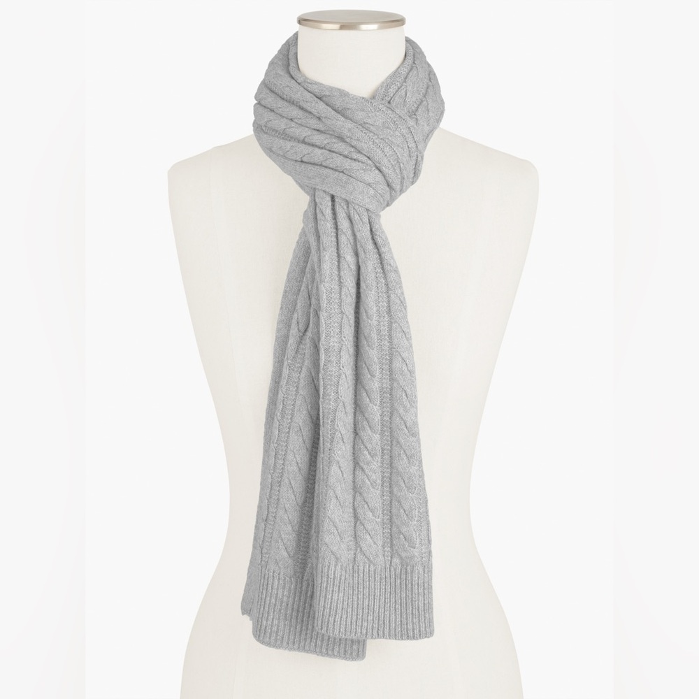 Talbots Gray Super Soft Cable Knit Scarf‎